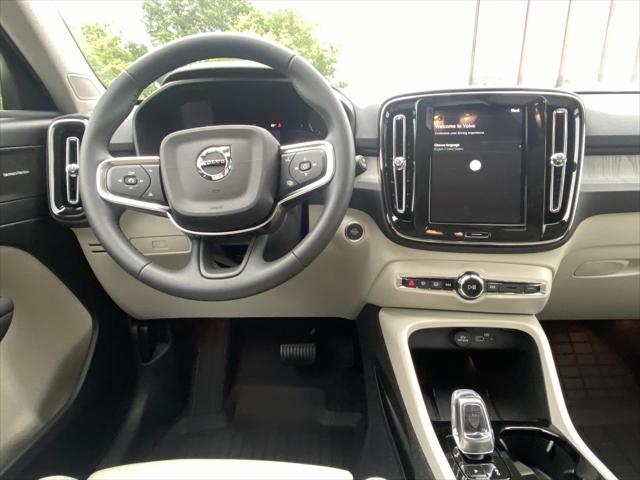 new 2025 Volvo XC40 car, priced at $52,255