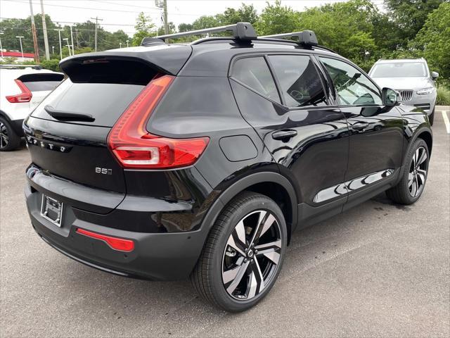 new 2025 Volvo XC40 car, priced at $52,255