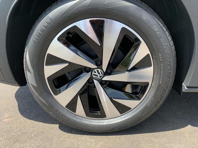 new 2024 Volkswagen ID.4 car, priced at $46,946