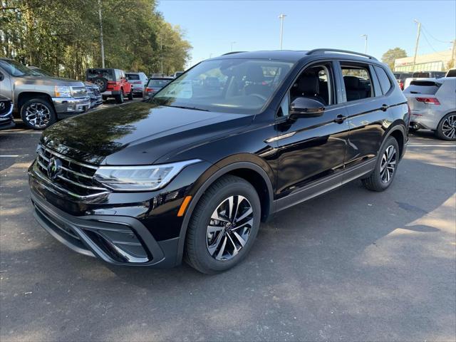 new 2024 Volkswagen Tiguan car, priced at $29,980