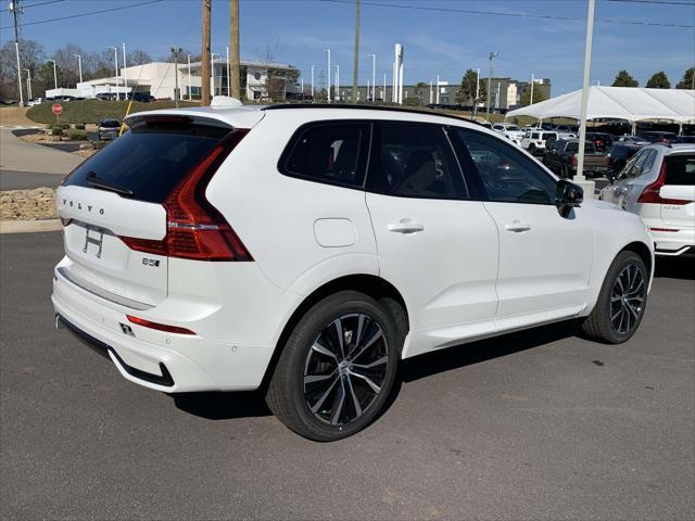 new 2025 Volvo XC60 car, priced at $54,585