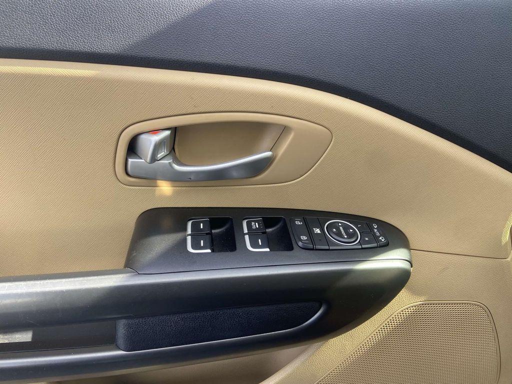 used 2015 Kia Sedona car, priced at $4,995