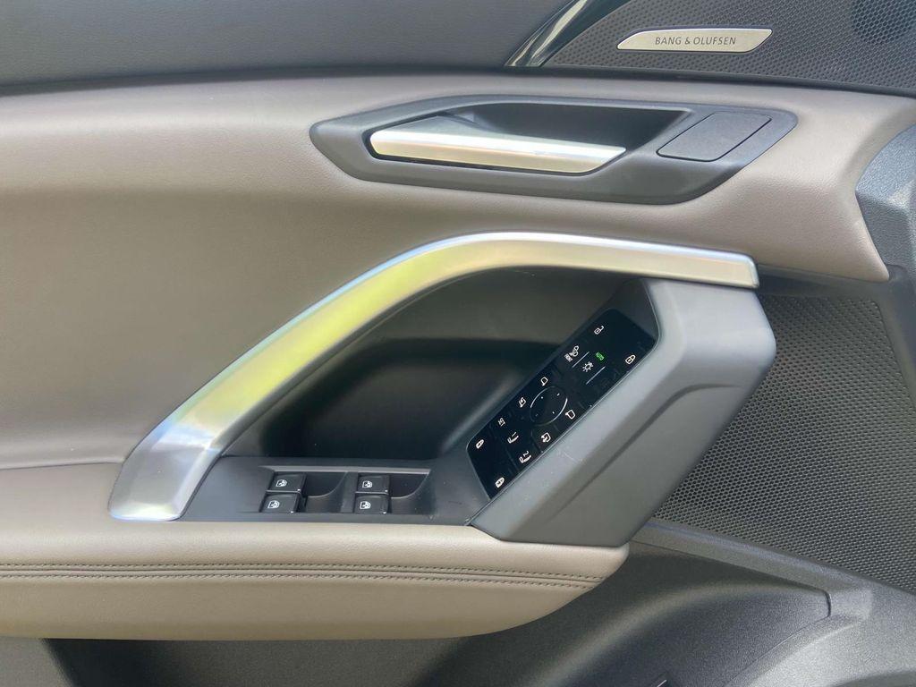new 2025 Audi Q5 car, priced at $61,300