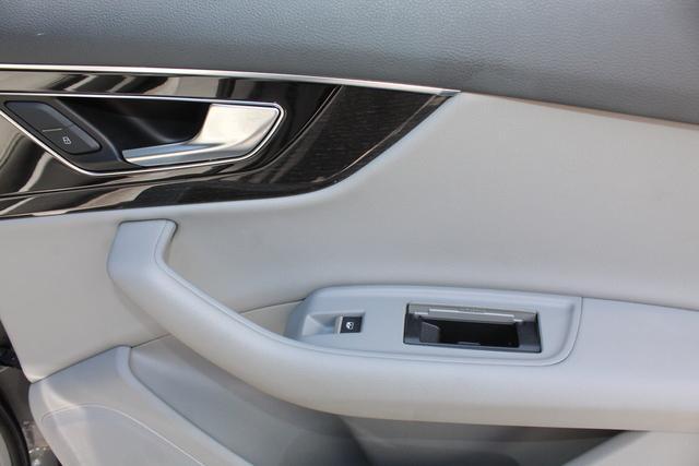 used 2018 Audi Q7 car, priced at $17,998