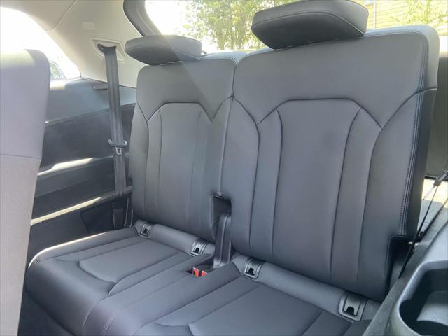 used 2024 Audi Q7 car, priced at $47,995