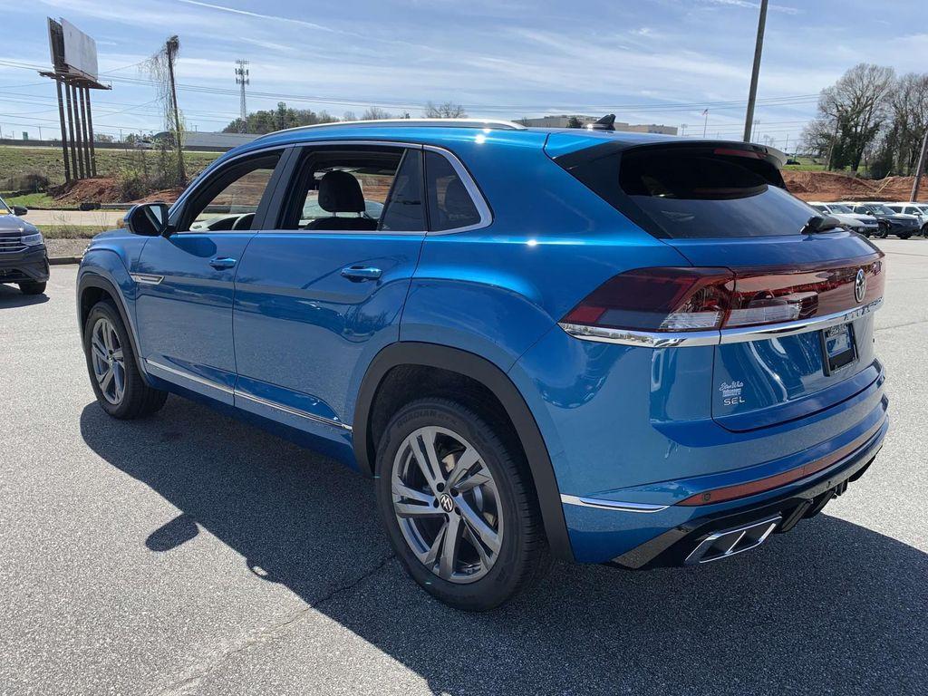 new 2024 Volkswagen Atlas Cross Sport car, priced at $40,937