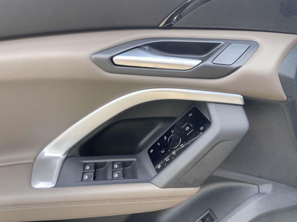 new 2025 Audi Q5 Sportback car, priced at $59,225