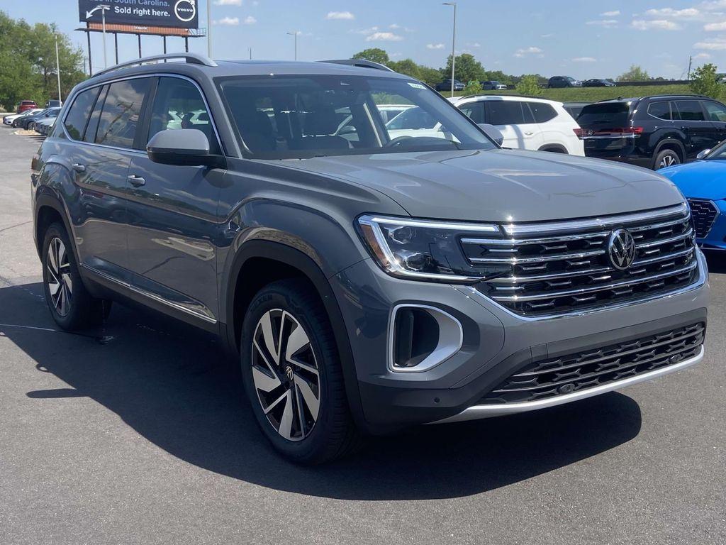 new 2025 Volkswagen Atlas car, priced at $51,121