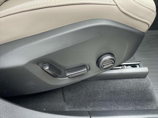 new 2025 Volvo XC90 car