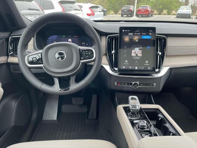 new 2025 Volvo XC90 car