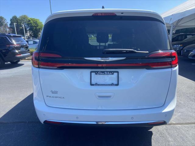 used 2023 Chrysler Pacifica car, priced at $25,899
