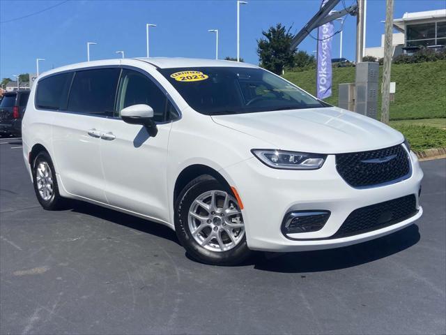 used 2023 Chrysler Pacifica car, priced at $25,899