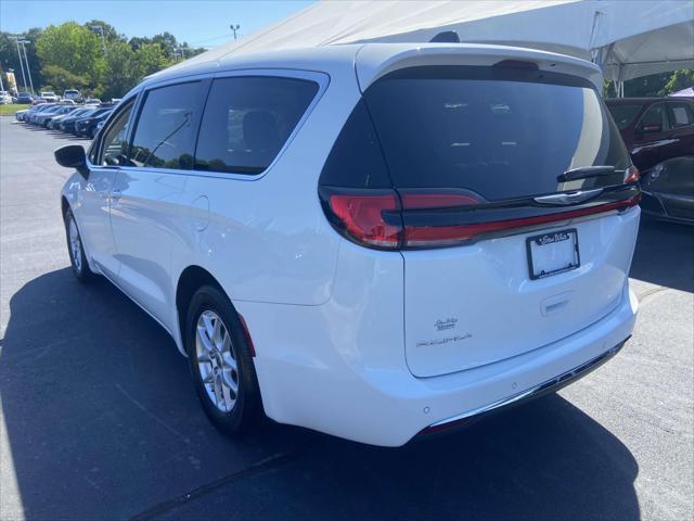 used 2023 Chrysler Pacifica car, priced at $25,899