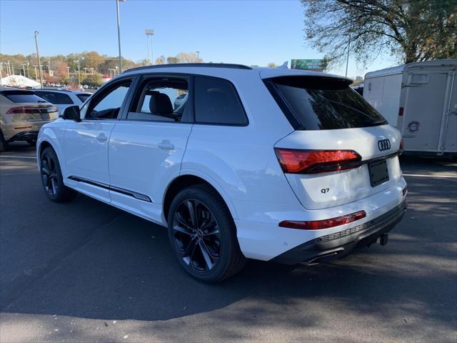 new 2025 Audi Q7 car, priced at $76,985