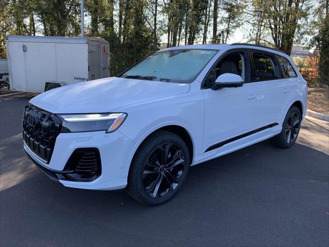 new 2025 Audi Q7 car, priced at $76,985