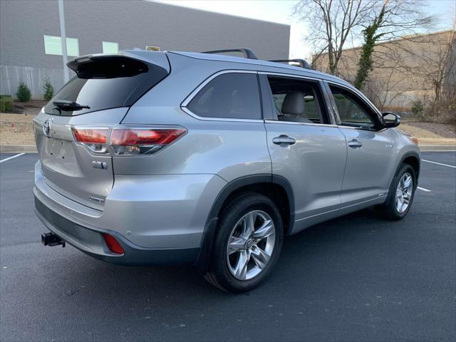 used 2016 Toyota Highlander Hybrid car, priced at $18,999