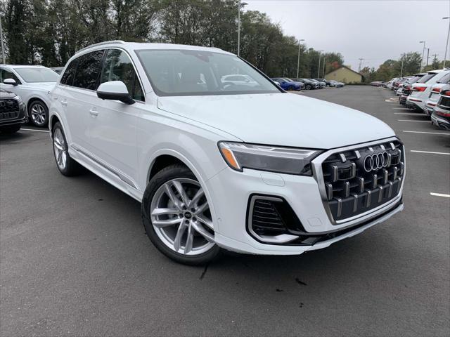 new 2025 Audi Q7 car, priced at $75,175