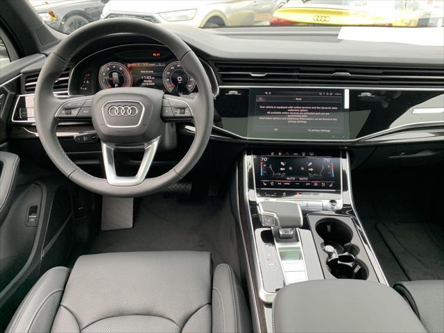 new 2025 Audi Q7 car, priced at $82,690