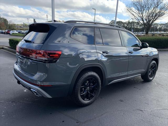 new 2025 Volkswagen Atlas car, priced at $49,871