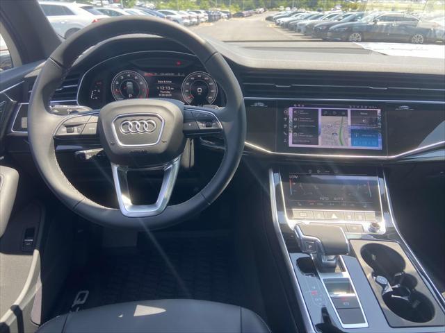 new 2025 Audi Q7 car, priced at $65,730