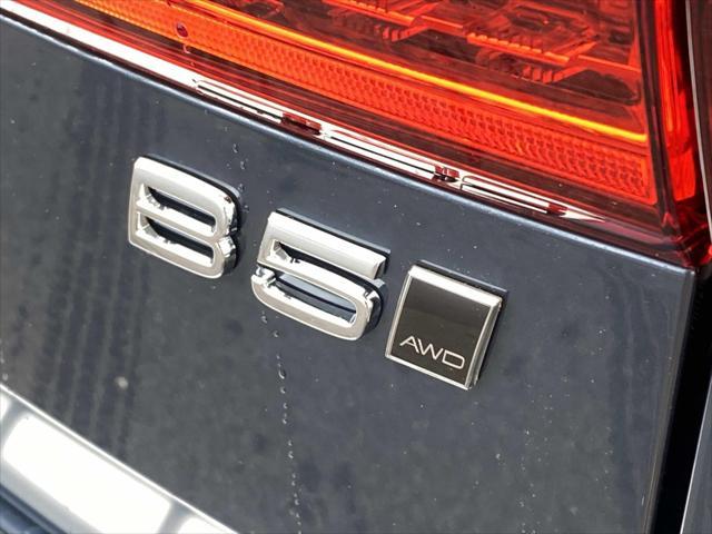 new 2025 Volvo XC60 car, priced at $61,260