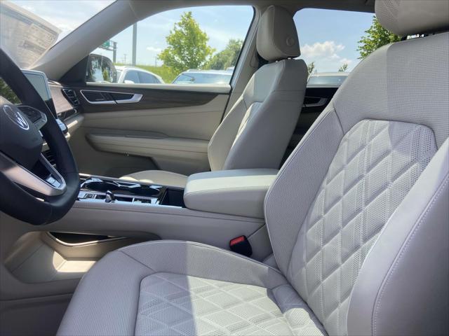 new 2025 Volkswagen Atlas car, priced at $55,680