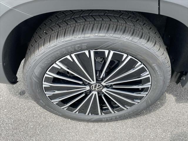 new 2025 Volkswagen Taos car, priced at $29,915