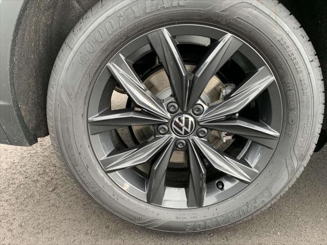 new 2024 Volkswagen Tiguan car, priced at $36,300