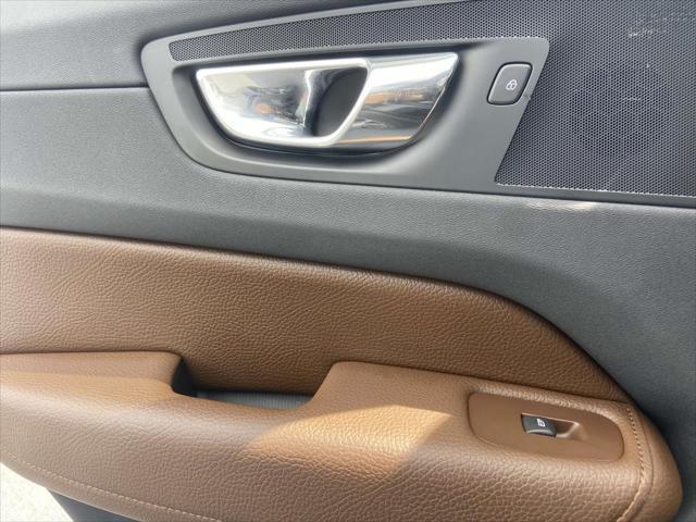 used 2019 Volvo XC60 car, priced at $21,999