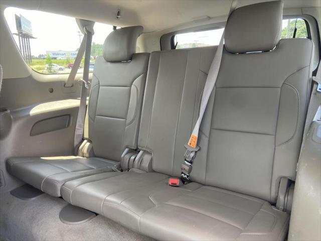 used 2015 Chevrolet Suburban car, priced at $12,999