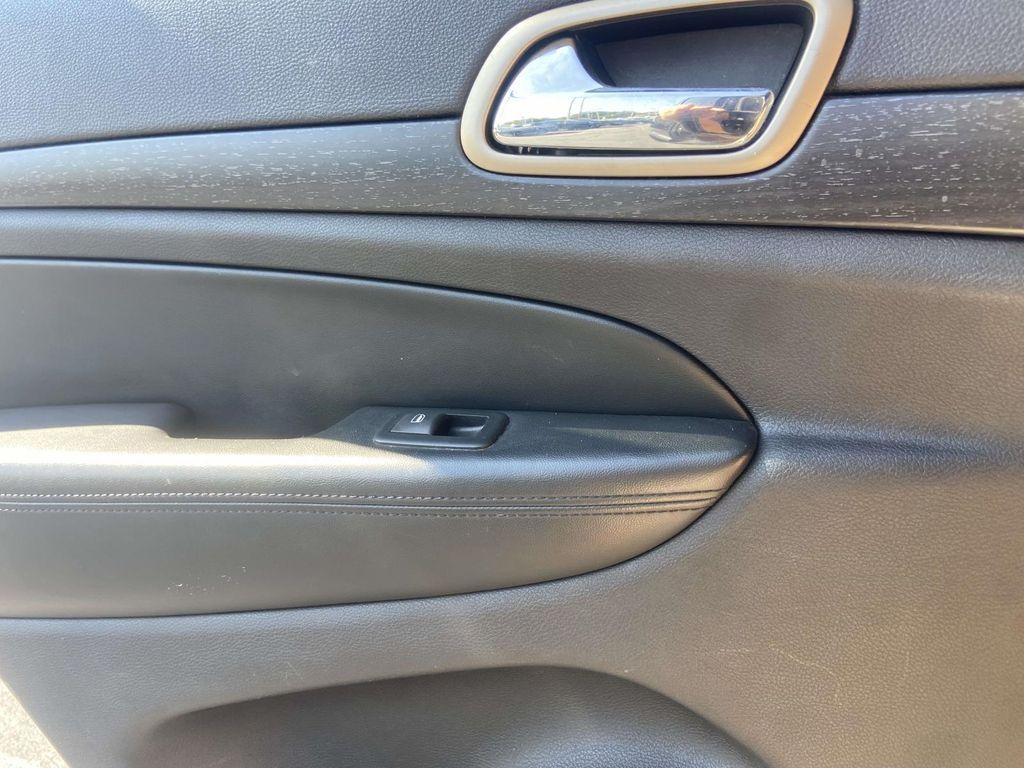 used 2015 Jeep Grand Cherokee car, priced at $6,999