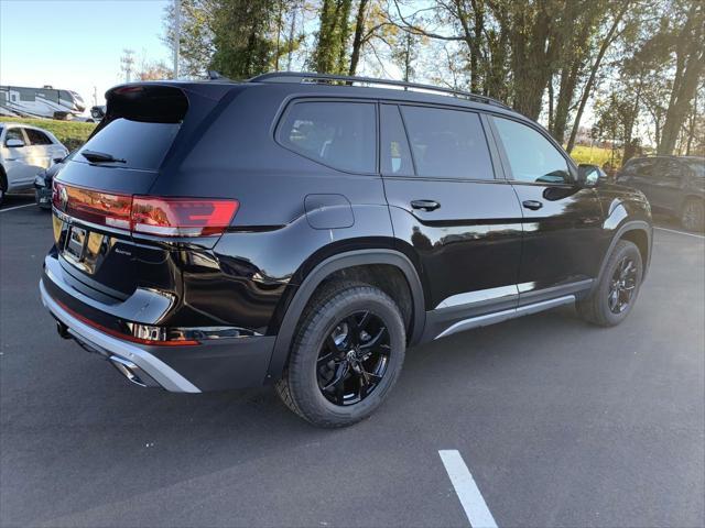 new 2025 Volkswagen Atlas car, priced at $48,675