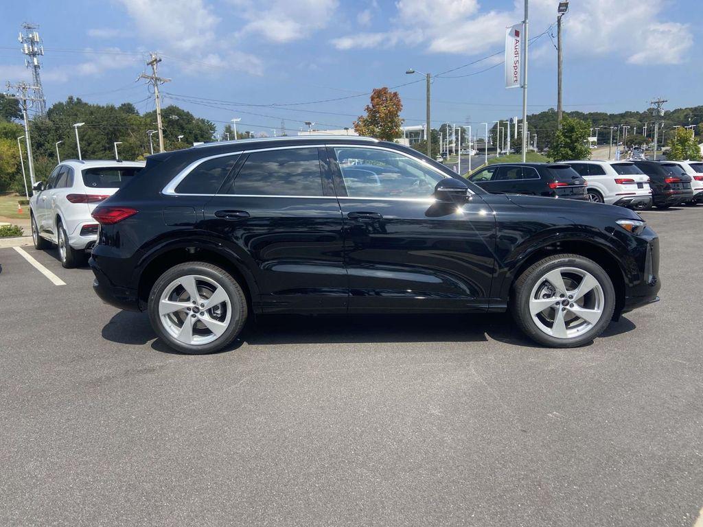 new 2025 Audi Q5 car, priced at $64,130