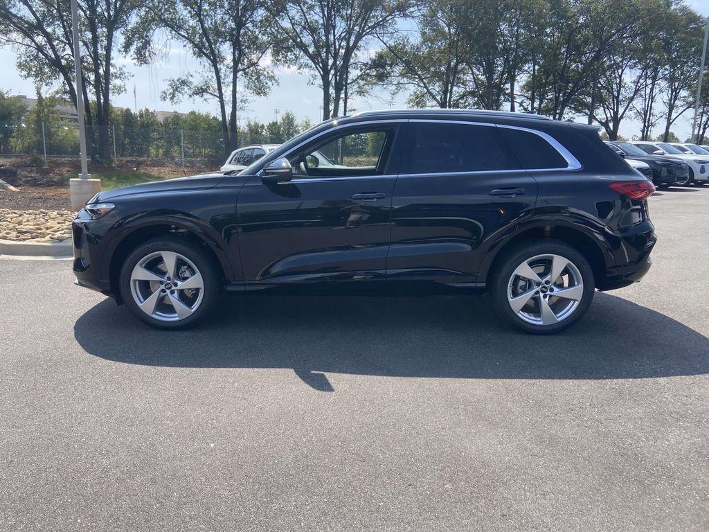 new 2025 Audi Q5 car, priced at $64,130