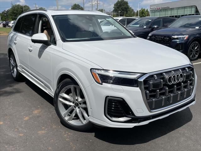 new 2025 Audi Q7 car, priced at $76,205