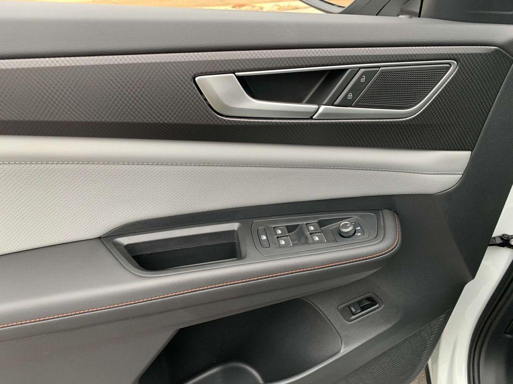 new 2025 Volkswagen Atlas car, priced at $46,366
