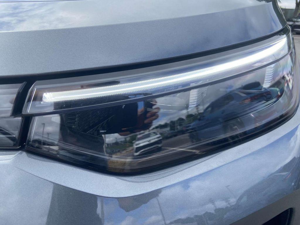 new 2025 Volkswagen Tiguan car, priced at $32,266