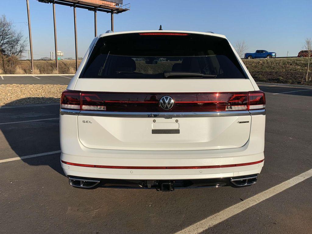 new 2025 Volkswagen Atlas car, priced at $53,908