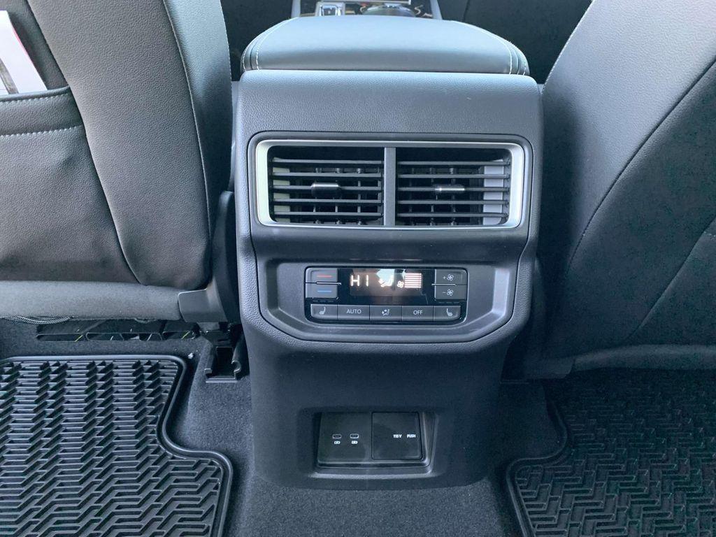 new 2025 Volkswagen Atlas car, priced at $53,908