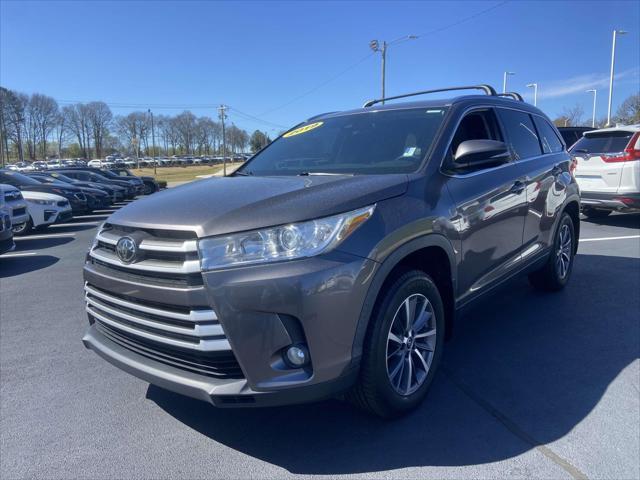 used 2019 Toyota Highlander car, priced at $25,999