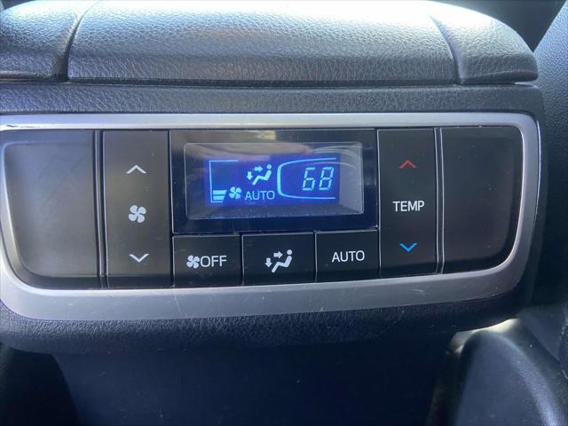 used 2019 Toyota Highlander car, priced at $25,999