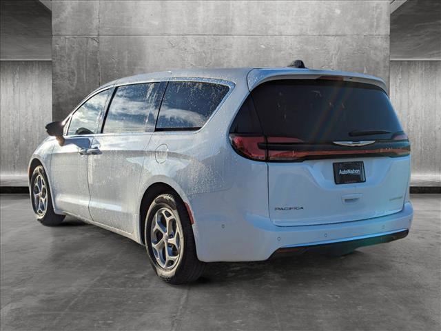 new 2024 Chrysler Pacifica car, priced at $43,592