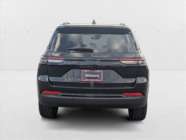 new 2025 Jeep Grand Cherokee car, priced at $41,991