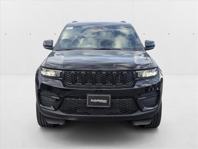 new 2025 Jeep Grand Cherokee car, priced at $41,991
