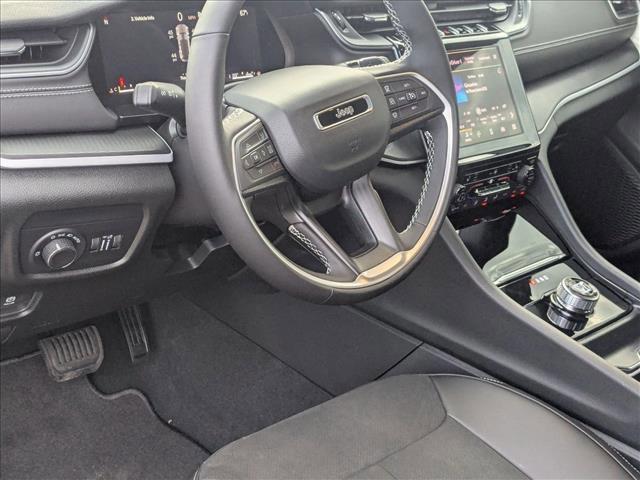 new 2025 Jeep Grand Cherokee car, priced at $41,991