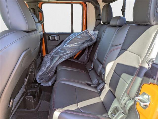 new 2025 Jeep Gladiator car, priced at $59,999