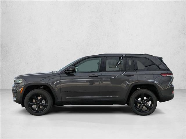 new 2025 Jeep Grand Cherokee car, priced at $41,541
