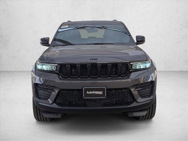 new 2025 Jeep Grand Cherokee car, priced at $41,541