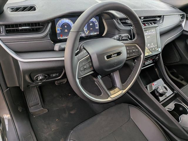 new 2025 Jeep Grand Cherokee car, priced at $41,541