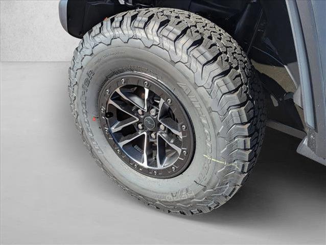 new 2025 Jeep Wrangler car, priced at $48,991